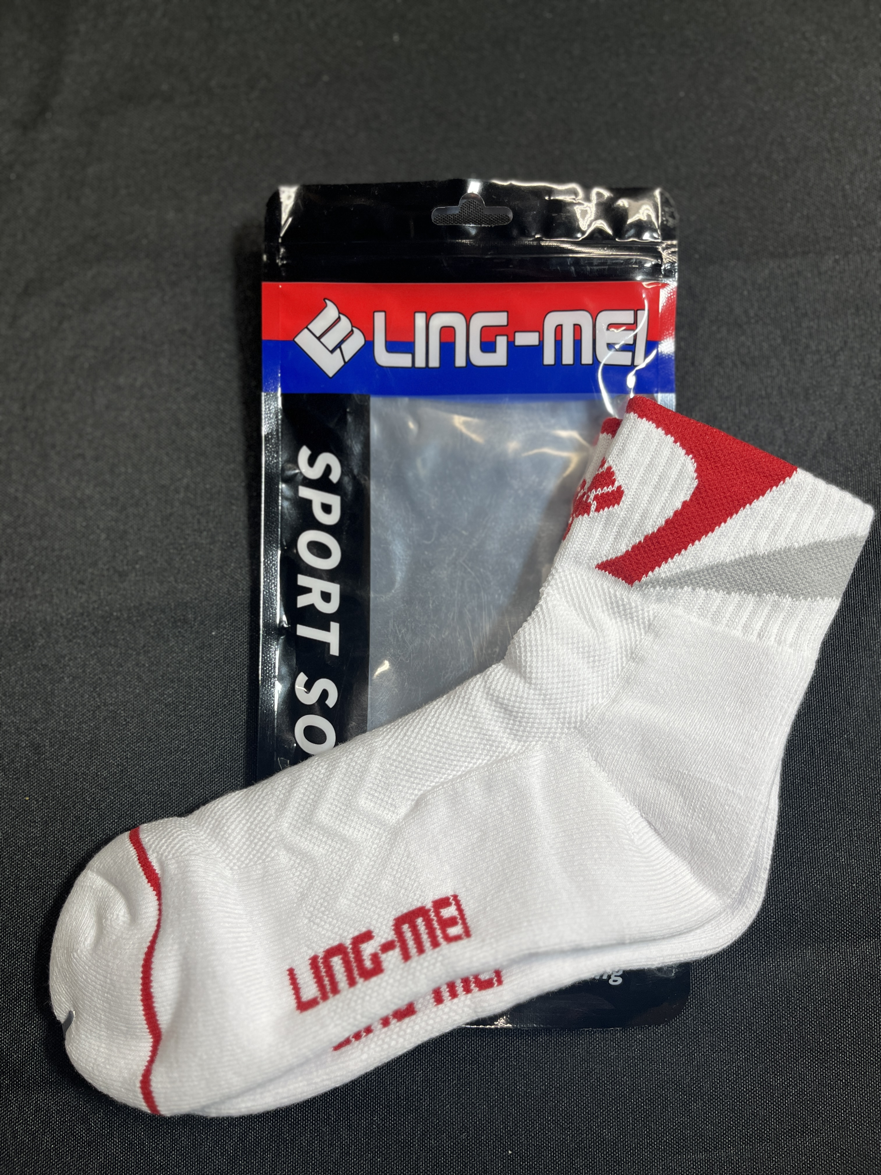 Ling-Mei Unisex Sports Socks AS-505