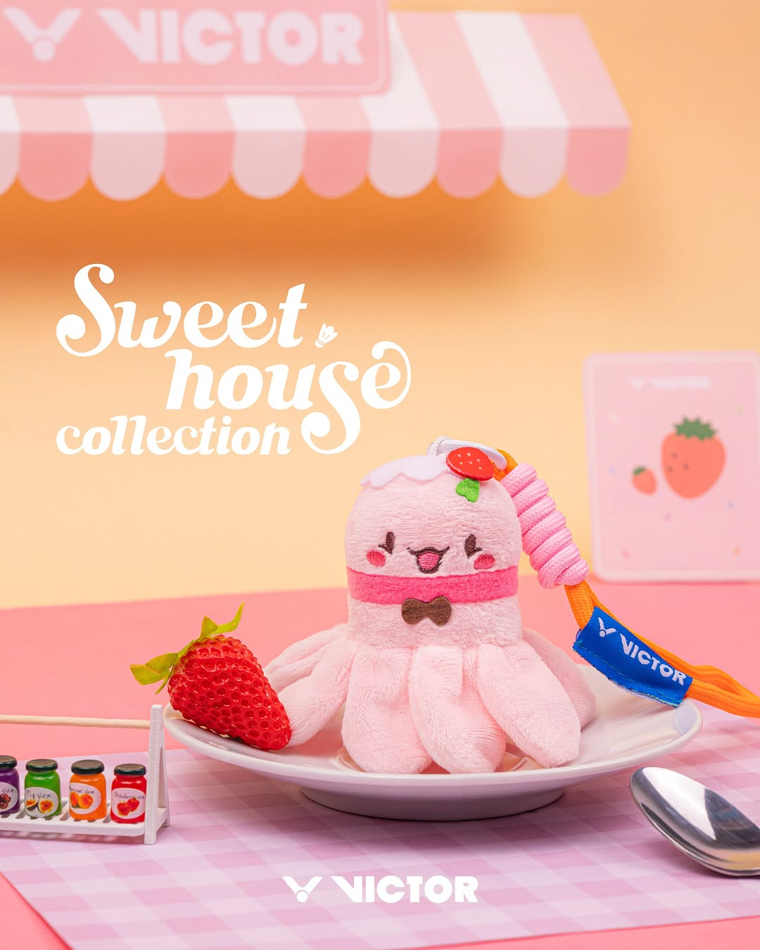 VICTOR Sweet House Collection: Sweet Smash Bag Charm PG6027I (Strawberry Daifuku)